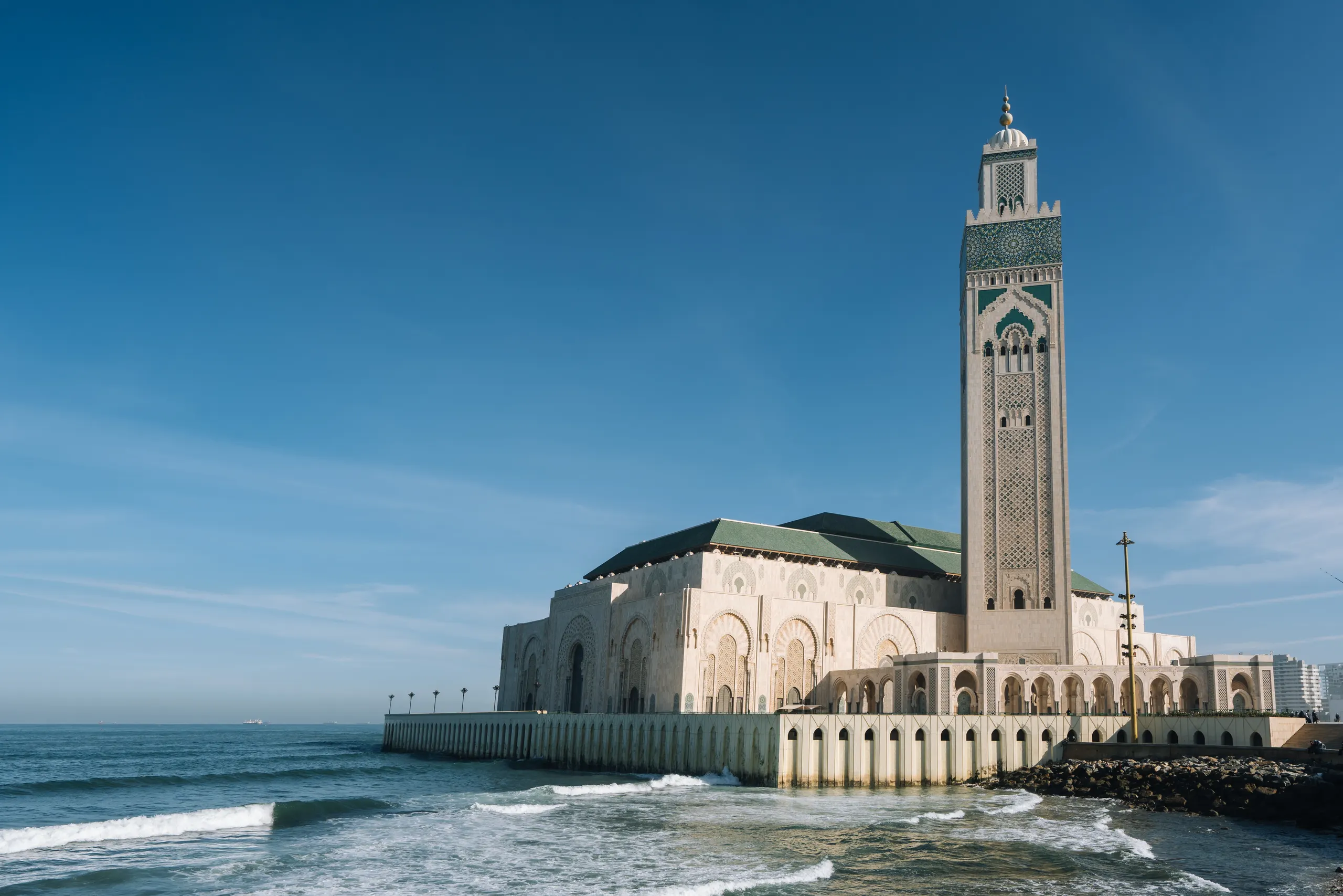 La mosquée Hassan II face à l'Atlantique, à Casablanca